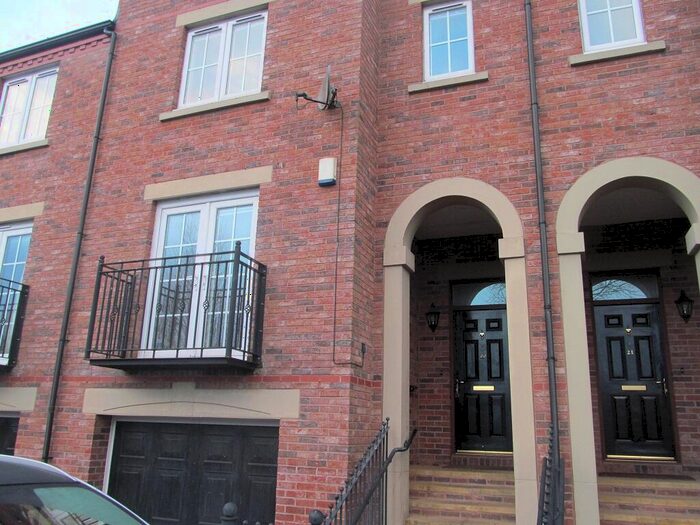 4 Bedroom Town House To Rent In Mcilmoyle Way, Denton Holme, Carlisle, CA2