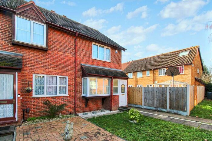 2 Bedroom End Of Terrace House To Rent In Herald Walk, Dartford DA1