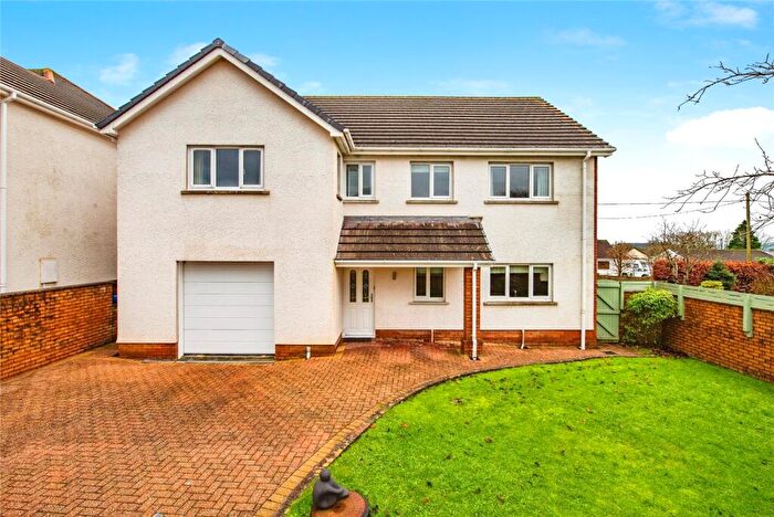 5 Bedroom Detached House For Sale In Maes Brynglas, Peniel, Carmarthen, Carmarthenshire, SA32