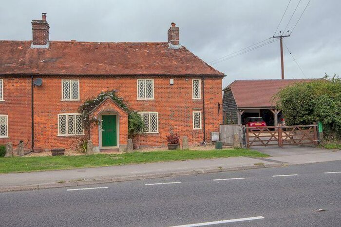 3 Bedroom Semi-Detached House For Sale In Ower, SO51