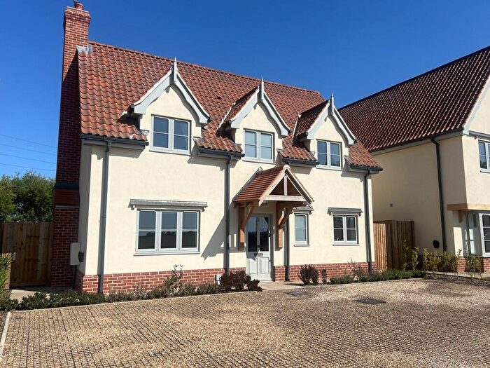 3 Bedroom Detached House For Sale In Church Road, Stowupland, IP14
