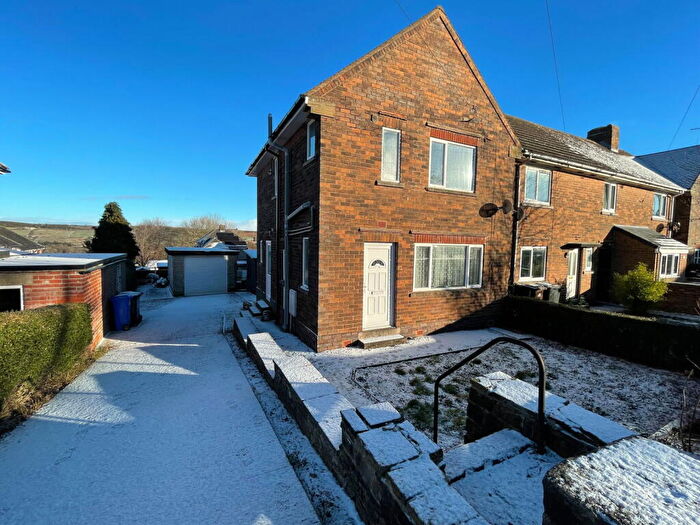 3 Bedroom End Of Terrace House For Sale In Spink Hall Lane, Stocksbridge, Sheffield, S36