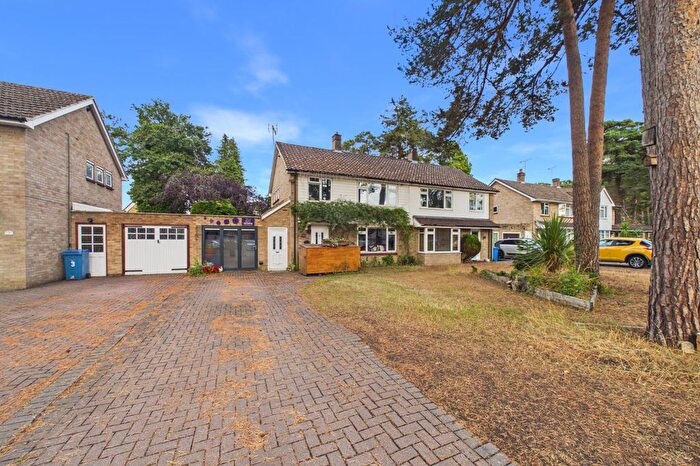 3 Bedroom Semi-Detached House For Sale In Pankhurst Drive, Bracknell, Berkshire, RG12