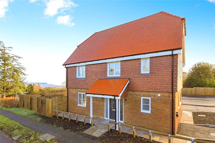 5 Bedroom Detached House For Sale In Heathfield Road, Burwash Common, Etchingham, East Sussex, TN19