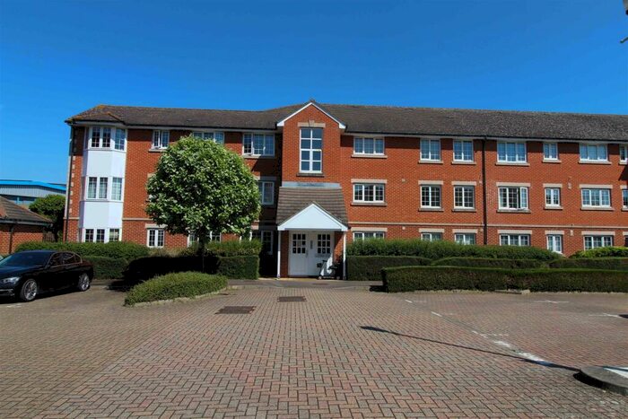 2 Bedroom Apartment To Rent In Sigrist Square, Kingston Upon Thames, KT2
