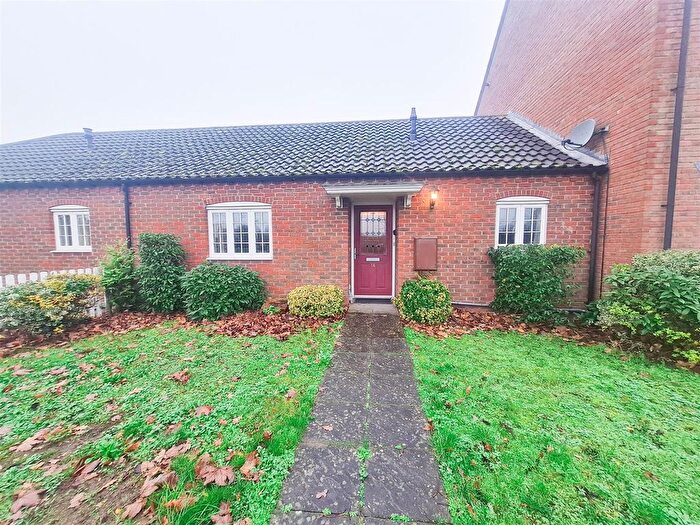 2 Bedroom Terraced Bungalow For Sale In Horncastle Road, Bardney, Lincoln, LN3