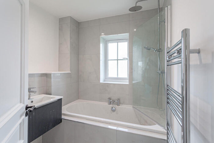 3 Bedroom Semi-Detached House For Sale In Plot, Fenton Meadows, Barmby On The Marsh, DN14