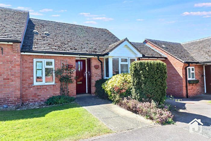 2 Bedroom Terraced Bungalow For Sale In Wallis Close, Thurcaston, Leicester, LE7