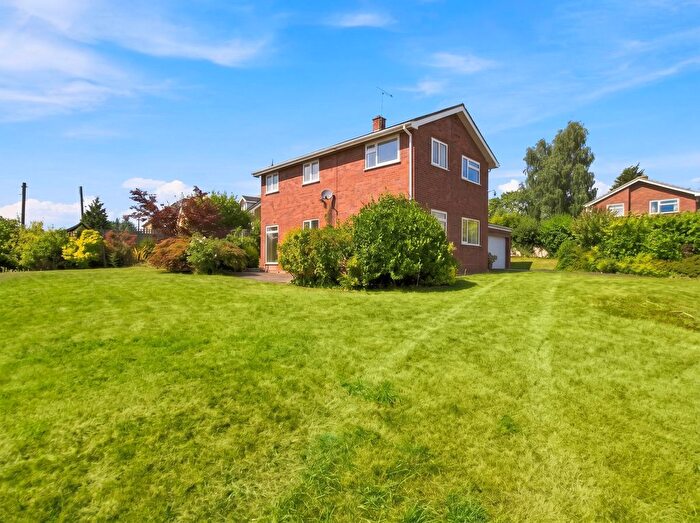 3 Bedroom Detached House For Sale In Broadwas, Worcester, WR6