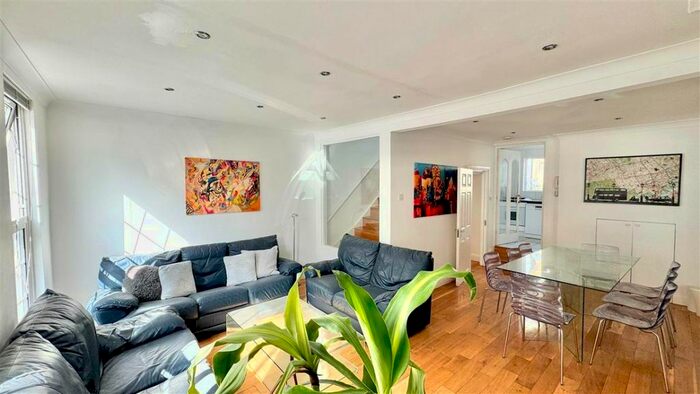 4 Bedroom Flat To Rent In Homer Street, Marylebone, London, W1H