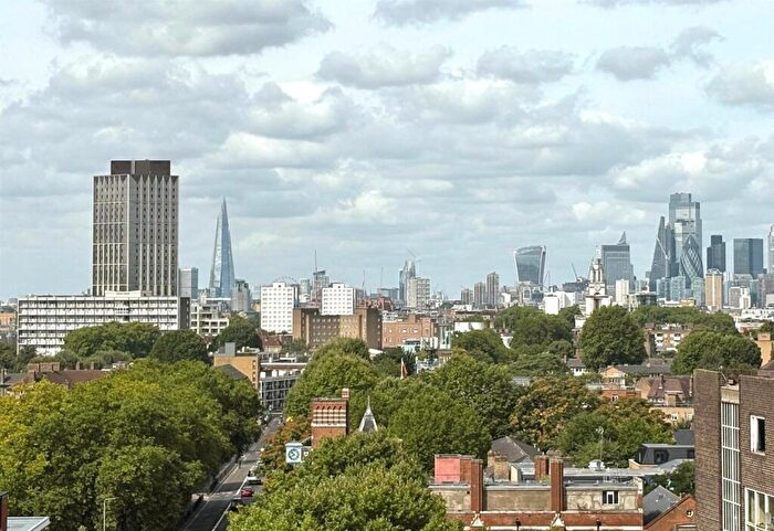 2 Bedroom Apartment For Sale In East India Docks, Poplar, London, E14