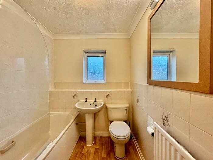 1 Bedroom Property To Rent In Cowley Close, Southampton, SO16