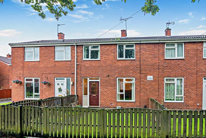 2 Bedroom Terraced House For Sale In Beckbridge Green, Normanton, West Yorkshire, WF6