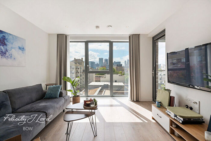 1 Bedroom Apartment For Sale In St Pauls Way, Tower Hamlets, E3