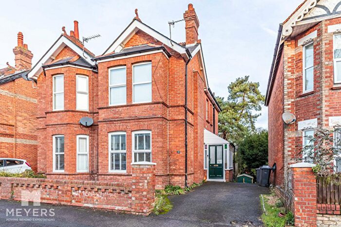 2 Bedroom Flat To Rent In Richmond Wood Road, Bournemouth, BH8