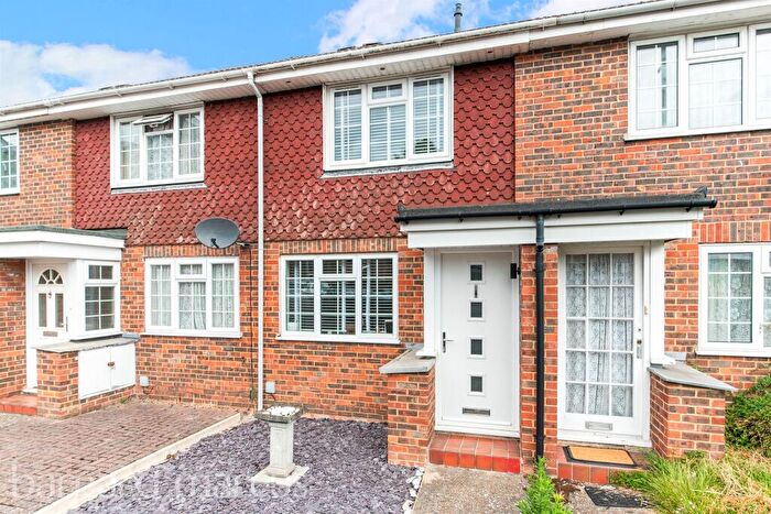 2 Bedroom Terraced House For Sale In Upper High Street, Epsom, KT17