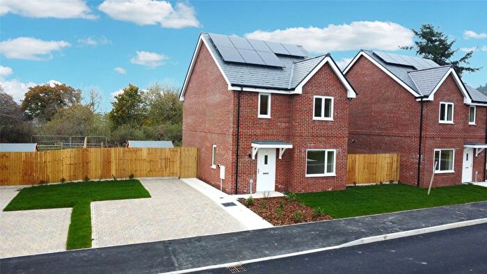 3 Bedroom Detached House For Sale In Maes Dulais, Llanidloes Road, Newtown, Powys, SY16