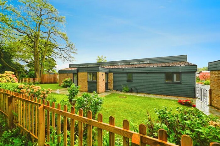 3 Bedroom Detached Bungalow For Sale In Park Hill, Middleton, King's Lynn, PE32