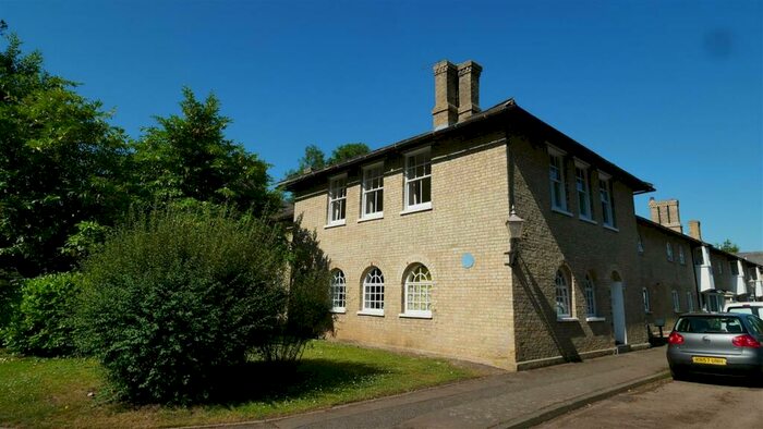 2 Bedroom Apartment To Rent In Limes Park, St Ives, PE27