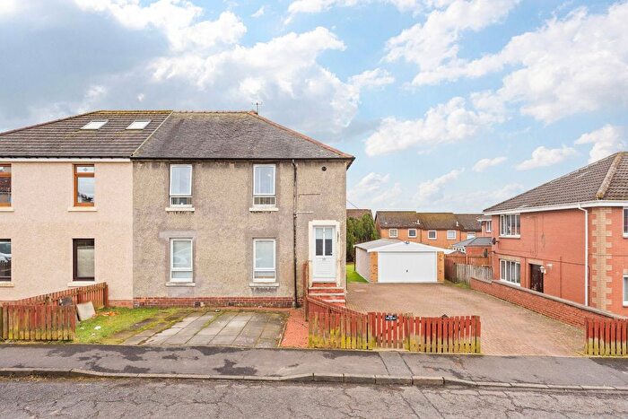 2 Bedroom Flat For Sale In Barton Terrace, Fauldhouse, EH47