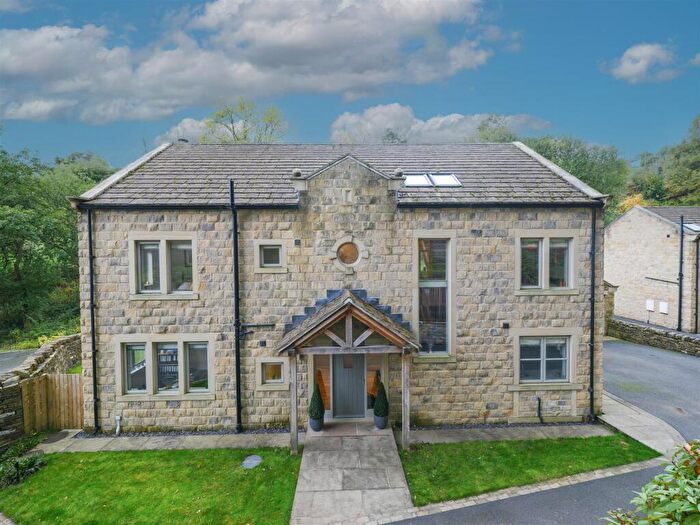 7 Bedroom Detached House For Sale In Bank Lane, Holmfirth, HD9