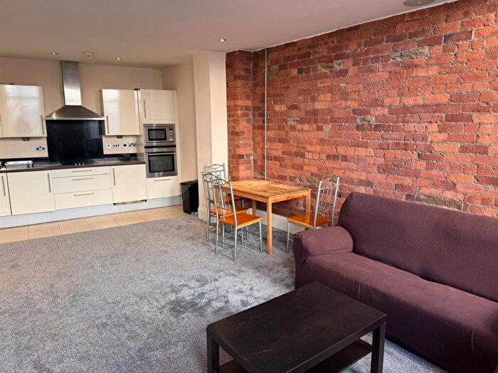 2 Bedroom Apartment To Rent In Albion House, Hick Street, Bradford, BD1