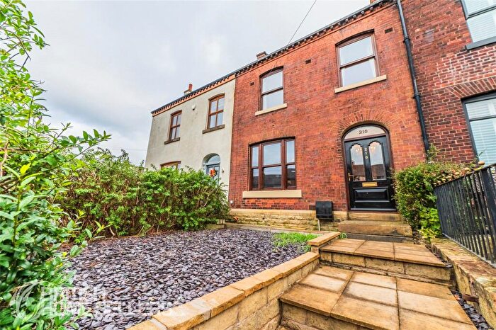 3 Bedroom Terraced House For Sale In Broad Lane, Burnedge, Rochdale, Greater Manchester, OL16