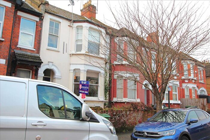 2 Bedroom Flat To Rent In Vartry Road, Tottenham, London, N15