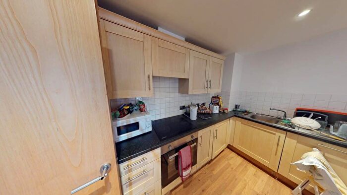 3 Bedroom House To Rent In Holborn Street, Leeds, LS6