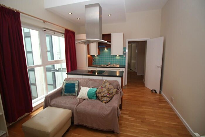 1 Bedroom Apartment To Rent In The Grand, Aytoun Street, Manchester, Greater Manchester, M1