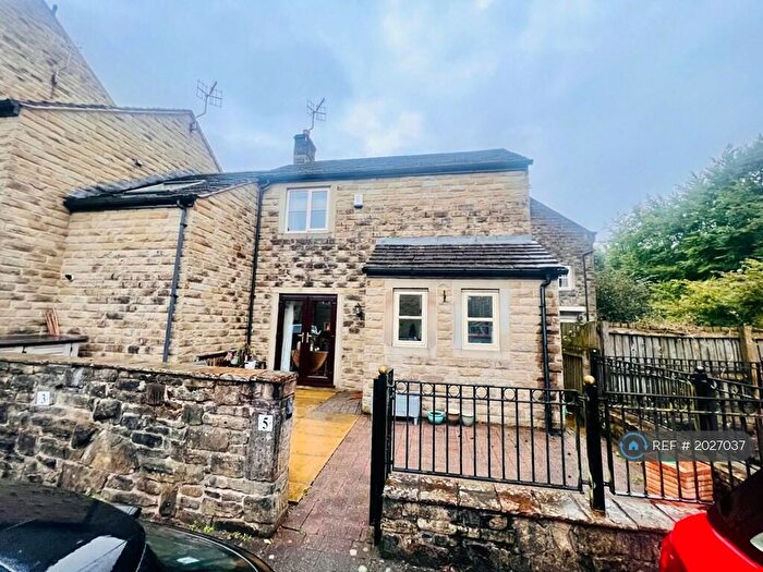 2 Bedroom Semi-Detached House To Rent In Station Approach, Delph, Oldham, OL3