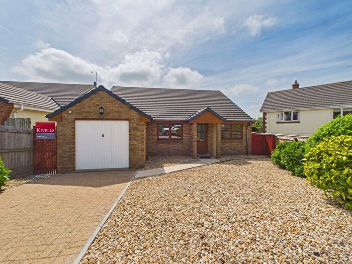 3 Bedroom Detached Bungalow For Sale In Trewyn Park, Holsworthy, EX22