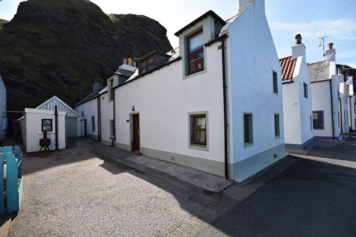 2 Bedroom Cottage For Sale In Pennan, Fraserburgh, AB43