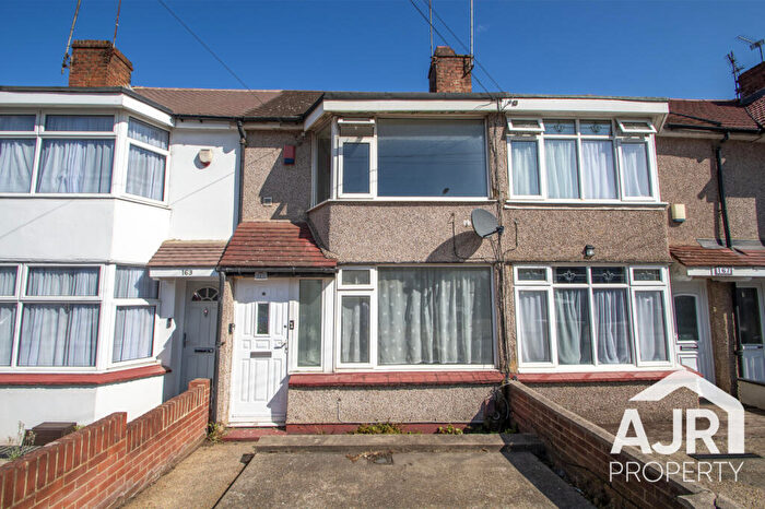 2 Bedroom Terraced House To Rent In Parkside Avenue, Bexleyheath, DA7