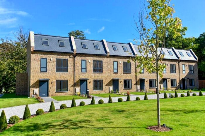 Terraced House To Rent In Manor Lane, Fawkham, Longfield, Kent, DA3