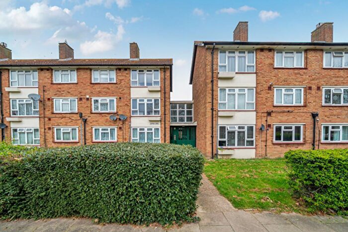 2 Bedroom Flat To Rent In Northolt, UB5