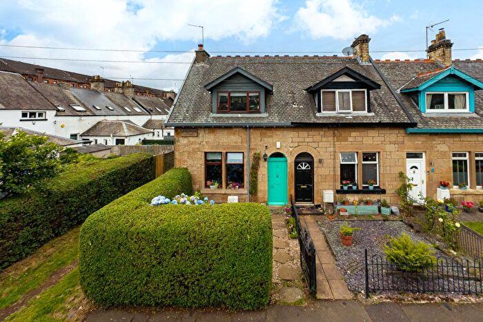 2 Bedroom Terraced House For Sale In Victoria Park Street, Victoria Park, Glasgow, G14