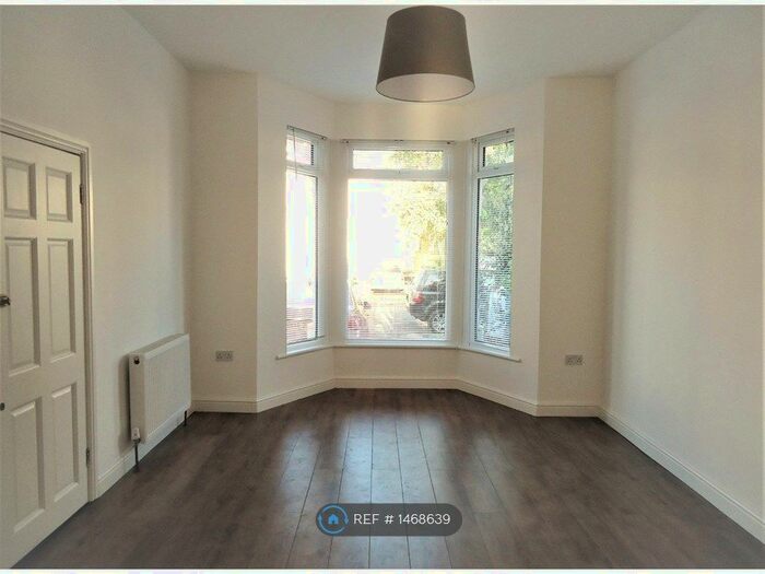 1 Bedroom Flat To Rent In Ilford, Ilford, IG1