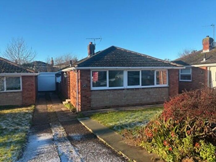 2 Bedroom Bungalow For Sale In Warwick Close, Neston, CH64