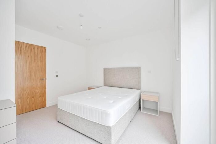 1 Bedroom Flat To Rent In Approach House, Tottenham, London, N17