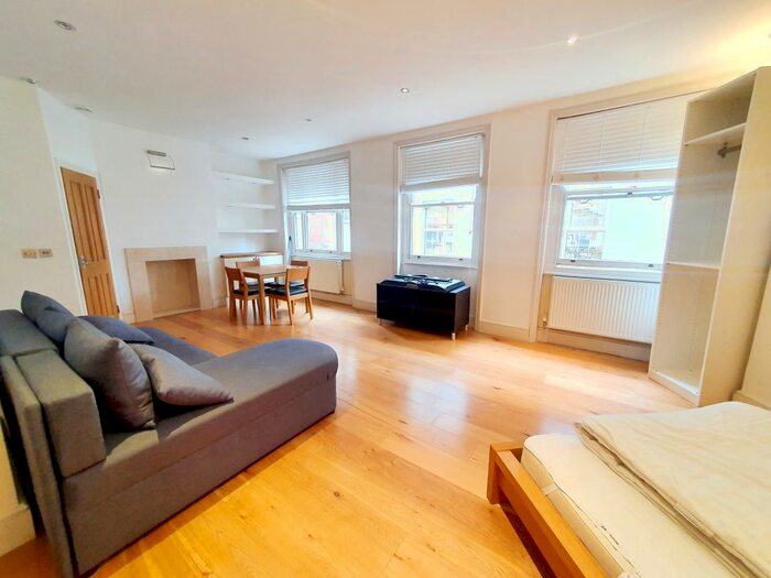 2 Bedroom Flat To Rent In Hanway Place, Fitzrovia, W1T
