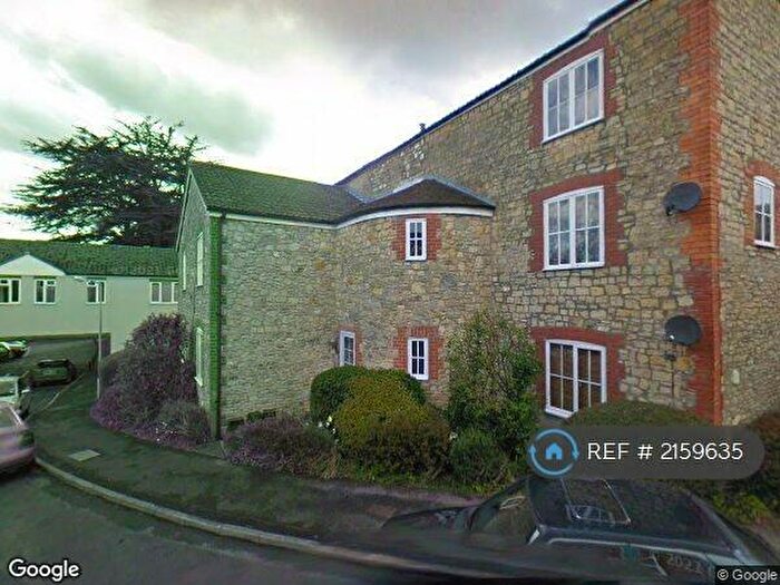 2 Bedroom Terraced House To Rent In Vineys Yard, Bruton, BA10