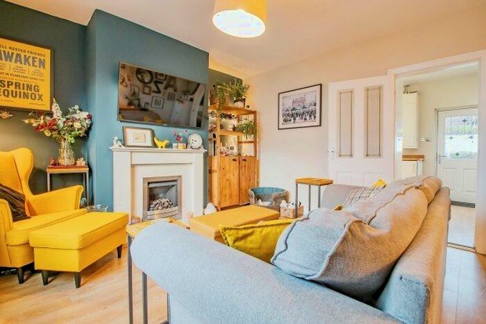 3 Bedroom Property To Rent In Poplar Avenue, Bury, BL9