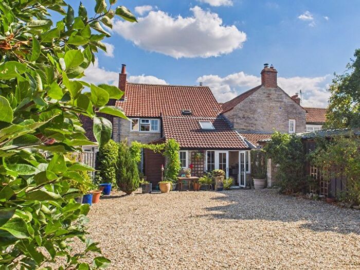 3 Bedroom Terraced House For Sale In Sutton Road, Somerton, TA11