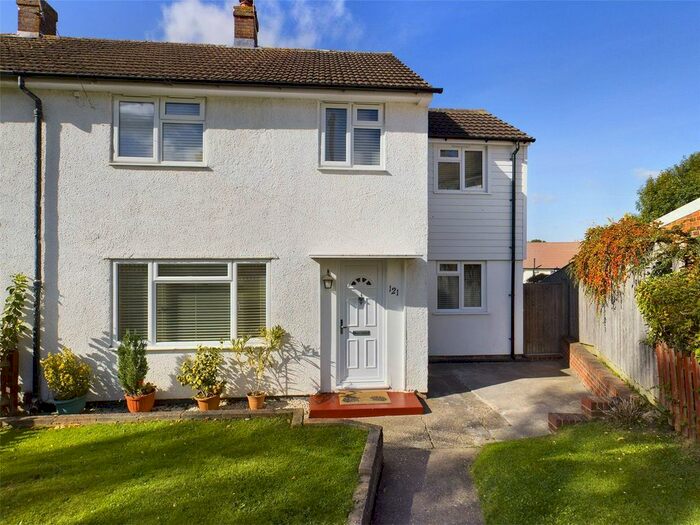 4 Bedroom Semi-Detached House To Rent In Hunt Road, Tonbridge, TN10