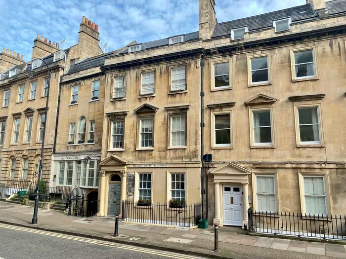 2 Bedroom Apartment To Rent In Bladud Buildings, Bath, BA1