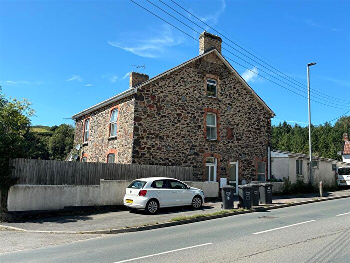 2 Bedroom Flat To Rent In Knowle, Braunton, EX33