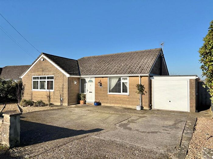 3 Bedroom Detached Bungalow For Sale In Witch Close, East Stour, Gillingham, SP8