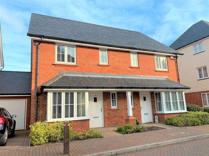 3 Bedroom Semi-Detached House To Rent In Longhurst Avenue, Highwood, Horsham, West Sussex, RH12