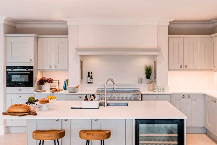4 Bedroom Detached House For Sale In Allington Gardens, Newick, Lewes, BN8